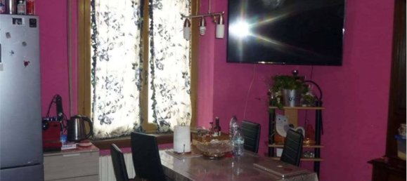 2 Schlafzimmer Wohnung in Mantua, Italy, Nr. 372389 2