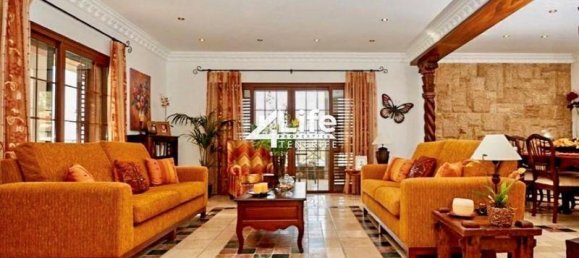 4 bedrooms Villa in Adeje, Spain No. 126280 21