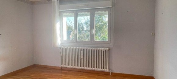 4 bedrooms Villa in Authon-du-Perche, France No. 250959 6