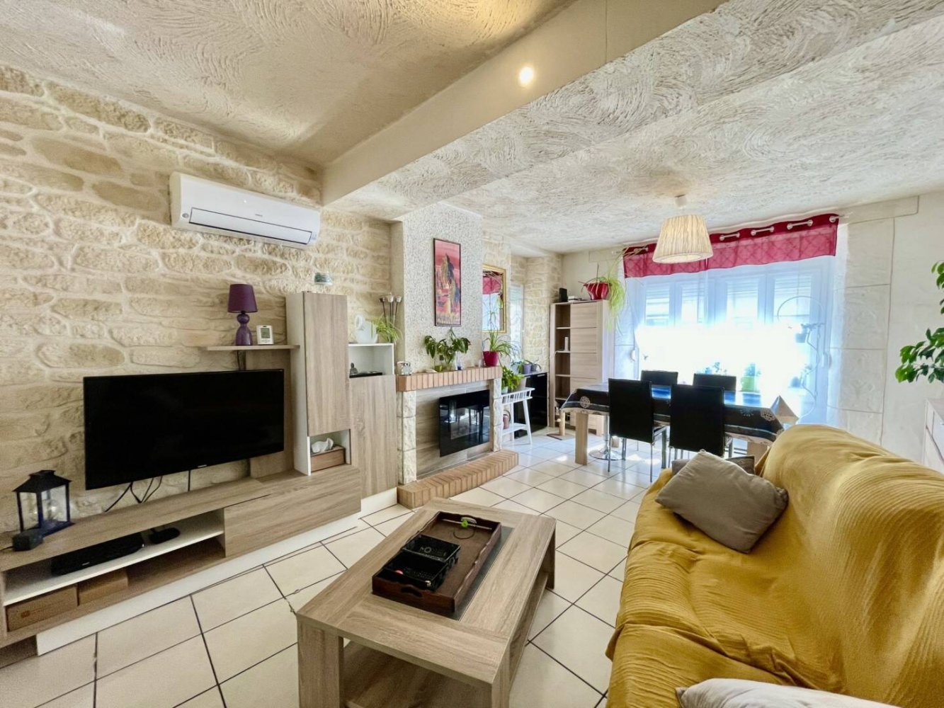 4 غرف نوم فيلا في Mareuil-le-Port, France رقم 243953