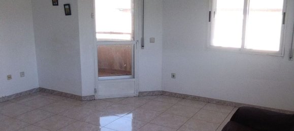 Apartamento de 3 dormitorios en Cáceres, Spain No. 152918 4