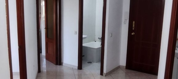 Apartamento de 3 dormitorios en Cáceres, Spain No. 152918 15