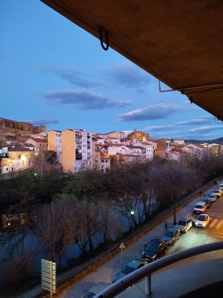 Квартира с 3 спальнями в Касерес, Испания № 152918