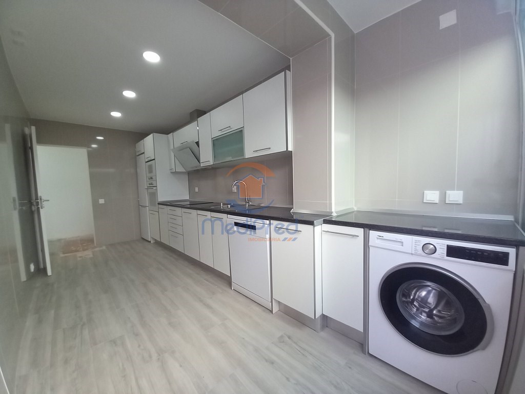 Квартира с 2 спальнями в Эрисейра, Португалия № 177284