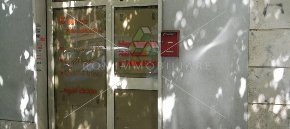 60m² Commercial property in Rome, Italy No. 147590 2