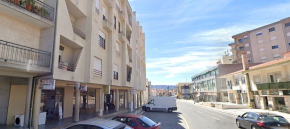 Propiedad comercial en Macedo de Cavaleiros, Portugal 182 m² No. 36922 3