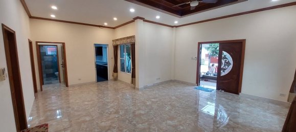 3 bedrooms Cafe / restaurant in Pattaya, Thailand No. 25373 14