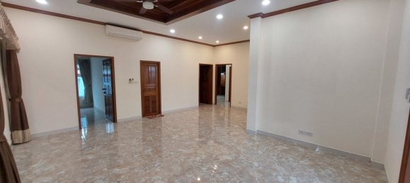 3 bedrooms Cafe / restaurant in Pattaya, Thailand No. 25373 10