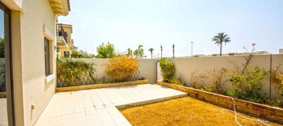 4 bedrooms Villa in Reem, UAE No. 563 22