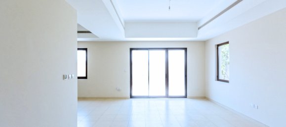 4 bedrooms Villa in Reem, UAE No. 563 2