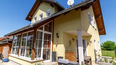 Casa de 6 habitaciónes en Asten, Austria No. 244072