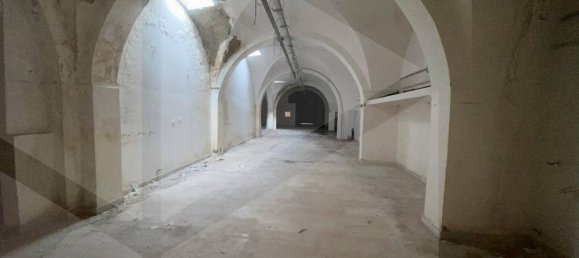 Коммерческая недвижимость с 1 комнатой в Сан Северо, Италия № 24089 20