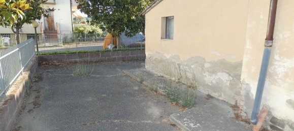 9 rooms House in San Miniato, Italy No. 115093 13