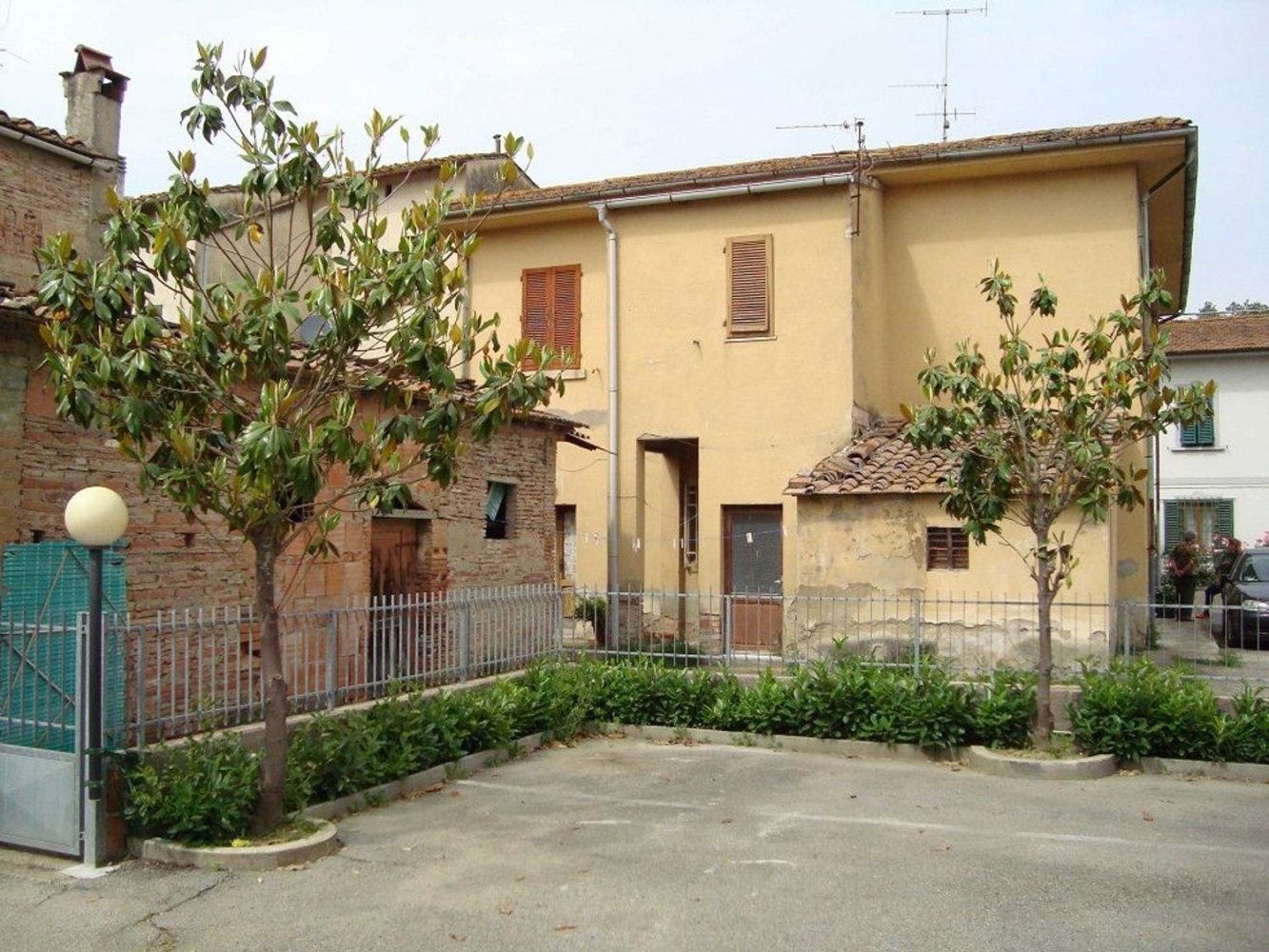 9 rooms House in San Miniato, Italy No. 115093