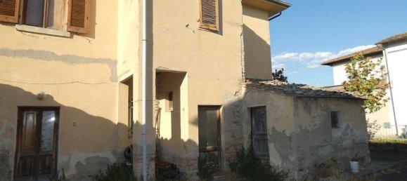 9 rooms House in San Miniato, Italy No. 115093 6