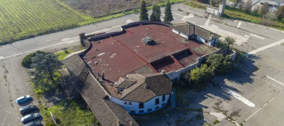 5 rooms Building in Gualtieri, Italy No. 310767 6