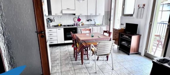 3-salle Appartement à Palermo, Italy No. 48235 7