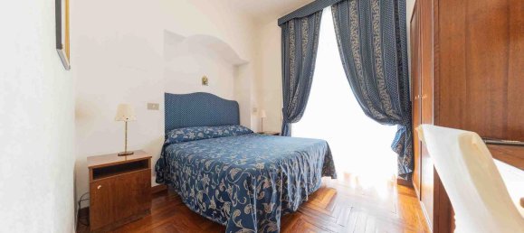 8 bedrooms Apartment in Rome, Italy No. 345258 4