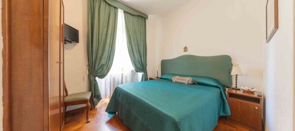 8 bedrooms Apartment in Rome, Italy No. 345258 13