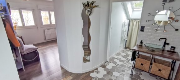 Villa de 4 dormitorios en Monts, France No. 42180 16