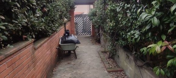 Дом с 4 комнатами в Кастельнуово Магра, Италия № 89064 6