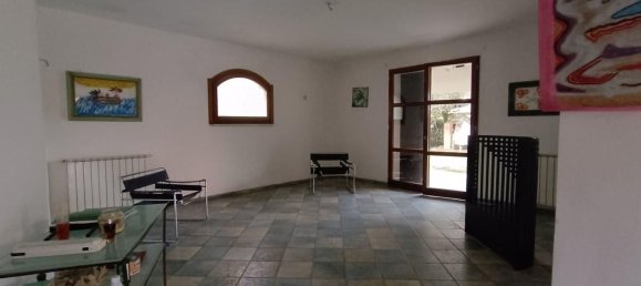 Дом с 4 комнатами в Кастельнуово Магра, Италия № 89064 22