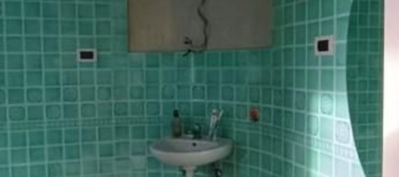 Дом с 4 комнатами в Кастельнуово Магра, Италия № 89064 37