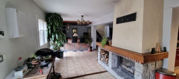 5 Schlafzimmer Haus in Yonne, France, Nr. 363663 2