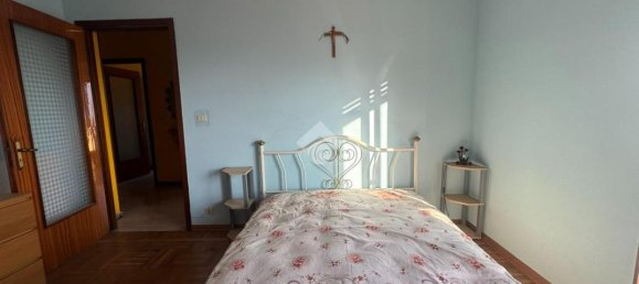 3 rooms Apartment in Costigliole Saluzzo, Italy No. 33142 5