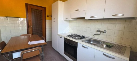 3 rooms Apartment in Costigliole Saluzzo, Italy No. 33142 16