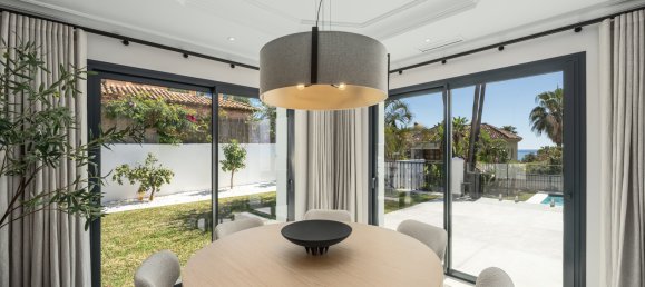 5 bedrooms Villa in Marbella, Spain No. 184199 13