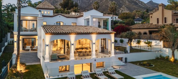 5 bedrooms Villa in Marbella, Spain No. 184199 25