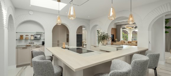 5 bedrooms Villa in Marbella, Spain No. 184199 6