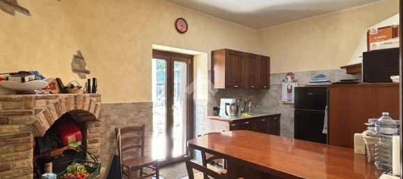 Villa de 2 dormitorios en Cave, Italy No. 264696 3