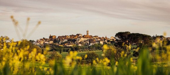 360m² Commercial property in Foiano della Chiana, Italy No. 297069 26