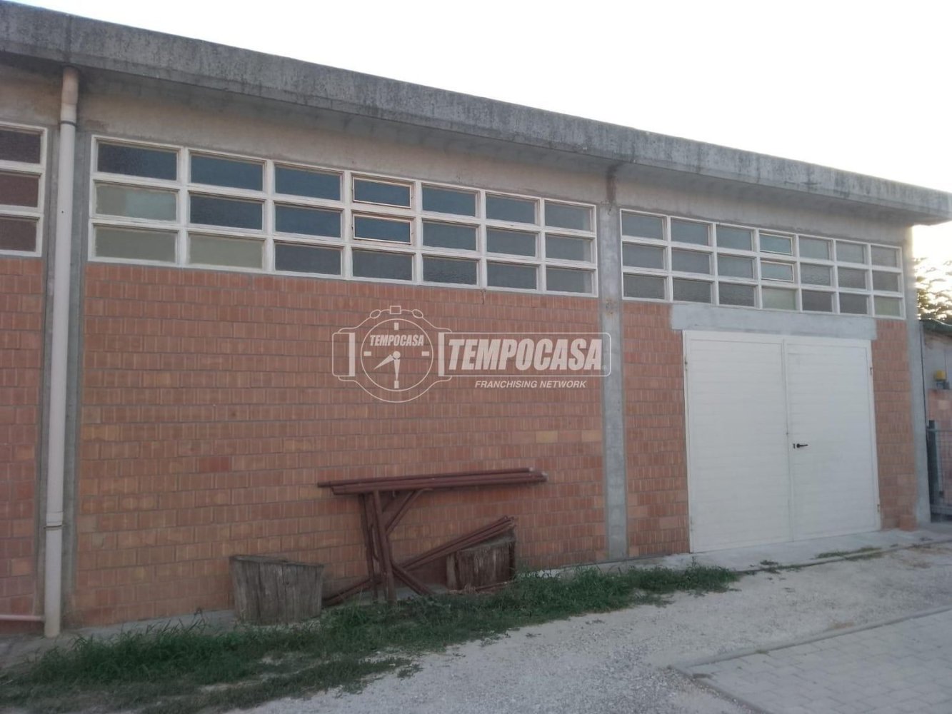 Armazém em Cesena, Italy 100 m² N.º 263497