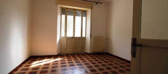 4 bedrooms Apartment in Civitanova Marche, Italy No. 351515 6