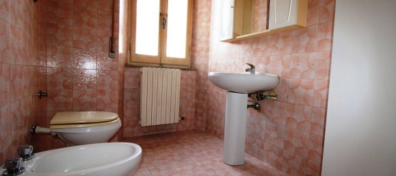 4 bedrooms Apartment in Civitanova Marche, Italy No. 351515 22