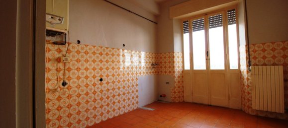 4 bedrooms Apartment in Civitanova Marche, Italy No. 351515 8