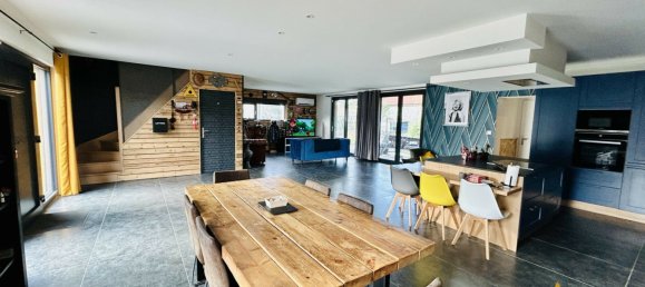 5 bedrooms House in Cambrai, France No. 152381 15