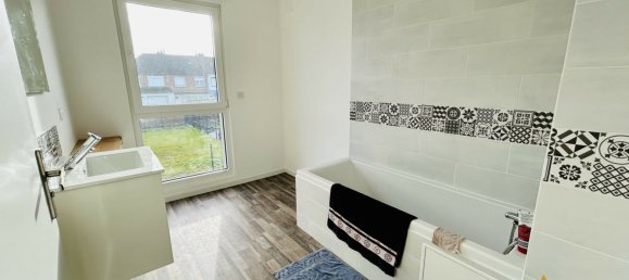 5 bedrooms House in Cambrai, France No. 152381 26