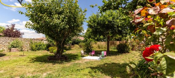 Casa de 6 dormitorios en Jouy-le-Moutier, France No. 188418 3