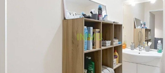 2 Schlafzimmer Haus in Fontenay-le-Comte, France, Nr. 98585 8