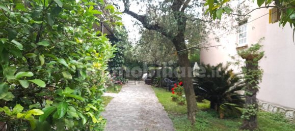 Villa de 5 dormitorios en Toscolano Maderno, Italy No. 314949 46