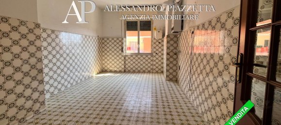 4 rooms Apartment in Genoa, Italy No. 284238 2