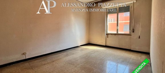 4 rooms Apartment in Genoa, Italy No. 284238 6