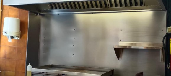 176m² Commercial property in Zaragoza, Spain No. 66773 9