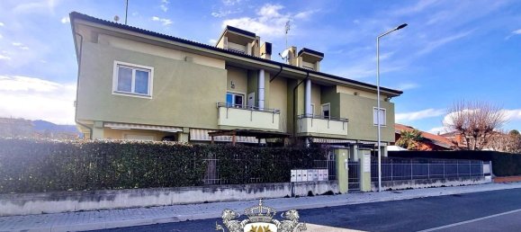 4-salle Appartement à Cervasca, Italy No. 257952 5
