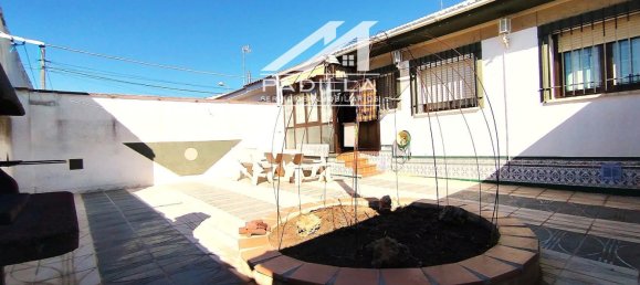 3 bedrooms House in Camarena, Spain No. 166971 32
