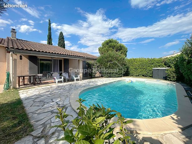 3 غرف نوم فيلا في Orange, France رقم 304281